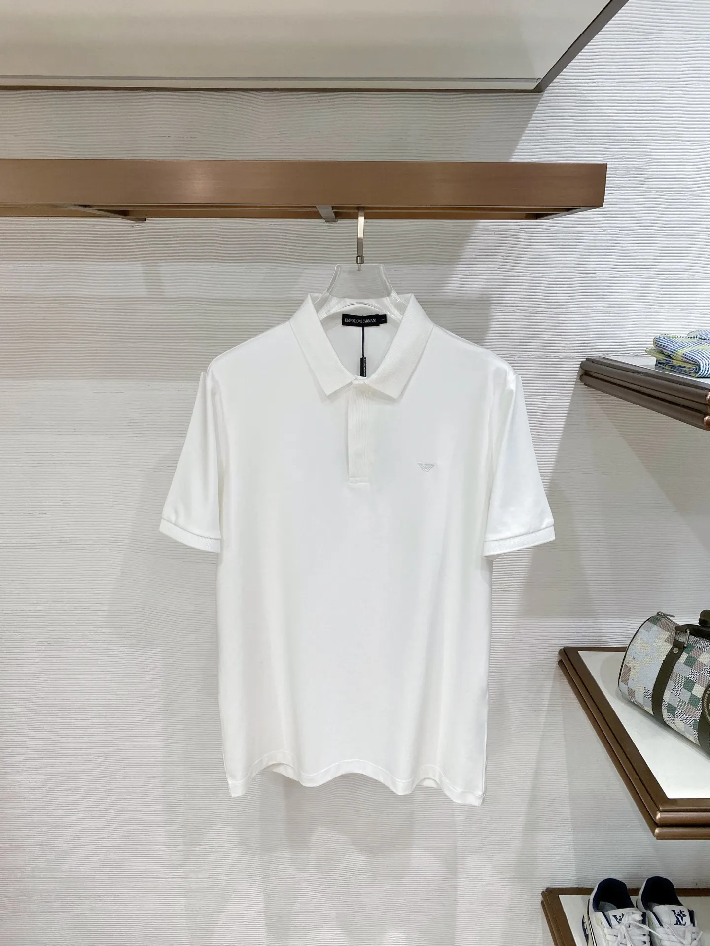 Armani Breathable ， ， 、 、Navy Blue、 。 ， ， 。 Sizes：M-4XL